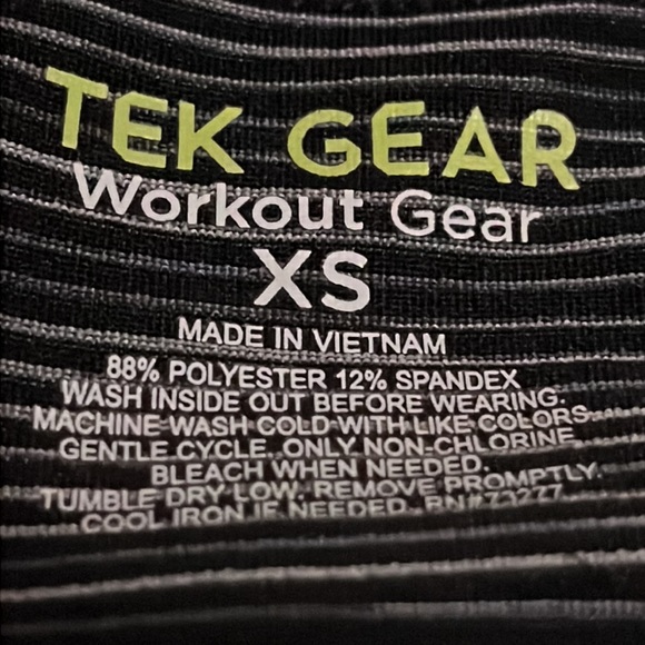 Dry fit work out shirt - Picture 2 of 3